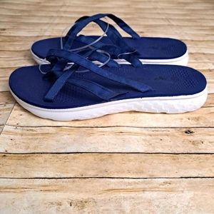 Sage + Simple Women's Blue Lightweight Strappy Flip Flop Sandals Sz 8